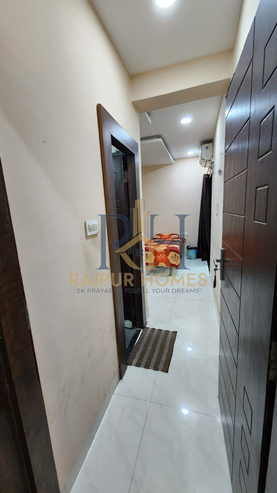 2 BHK RESIDENTIAL FLAT AVAILABLE IN TATIBANDH