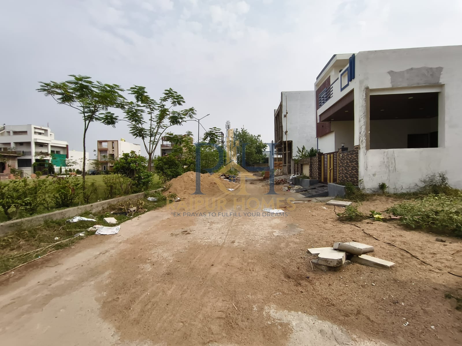 RESIDENTIAL PLOT AVAILABLE IN AMLESHWAR