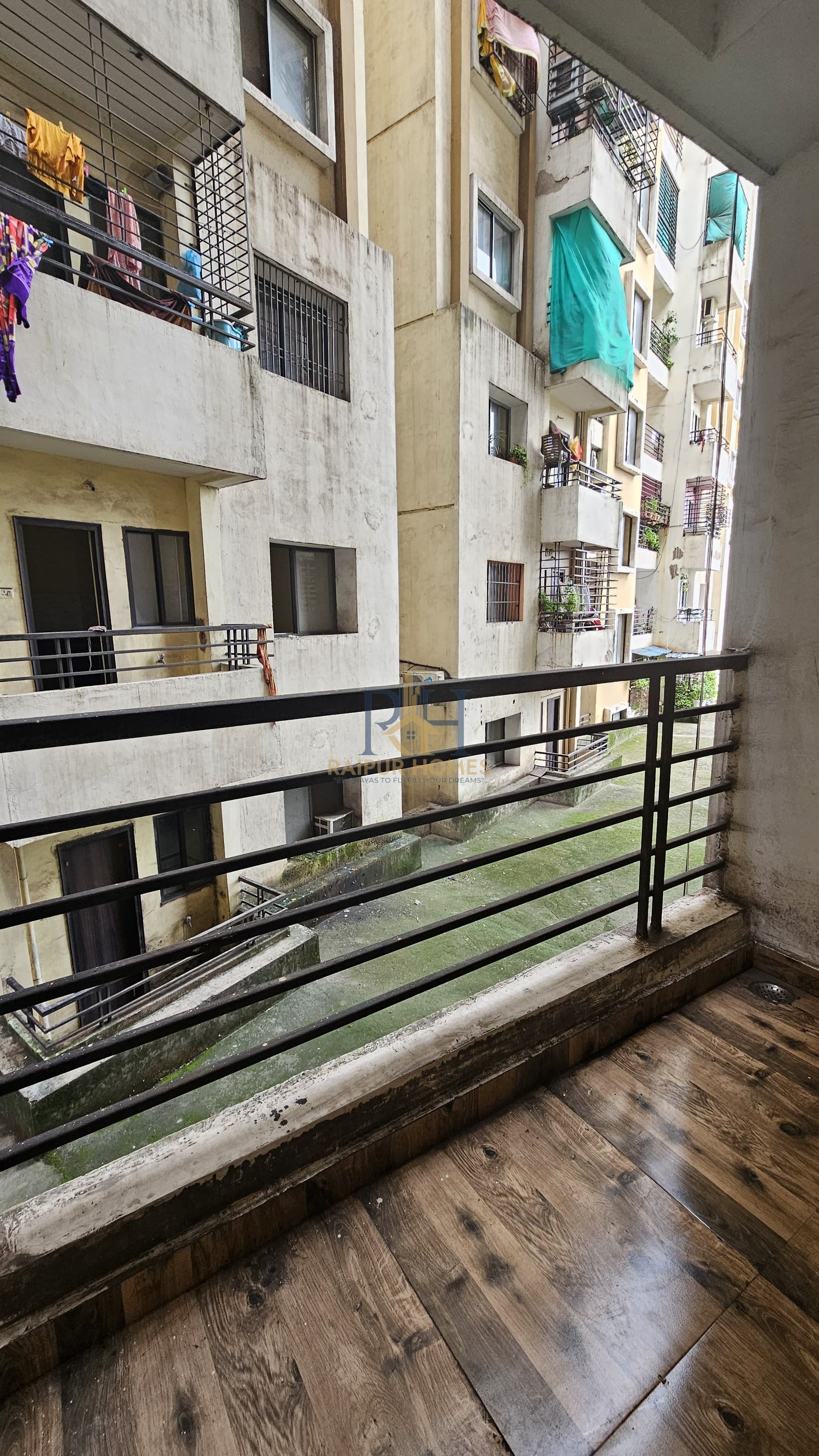 3 BHK RESIDENTIAL FLAT AVAILABLE IN GUDHIYARI