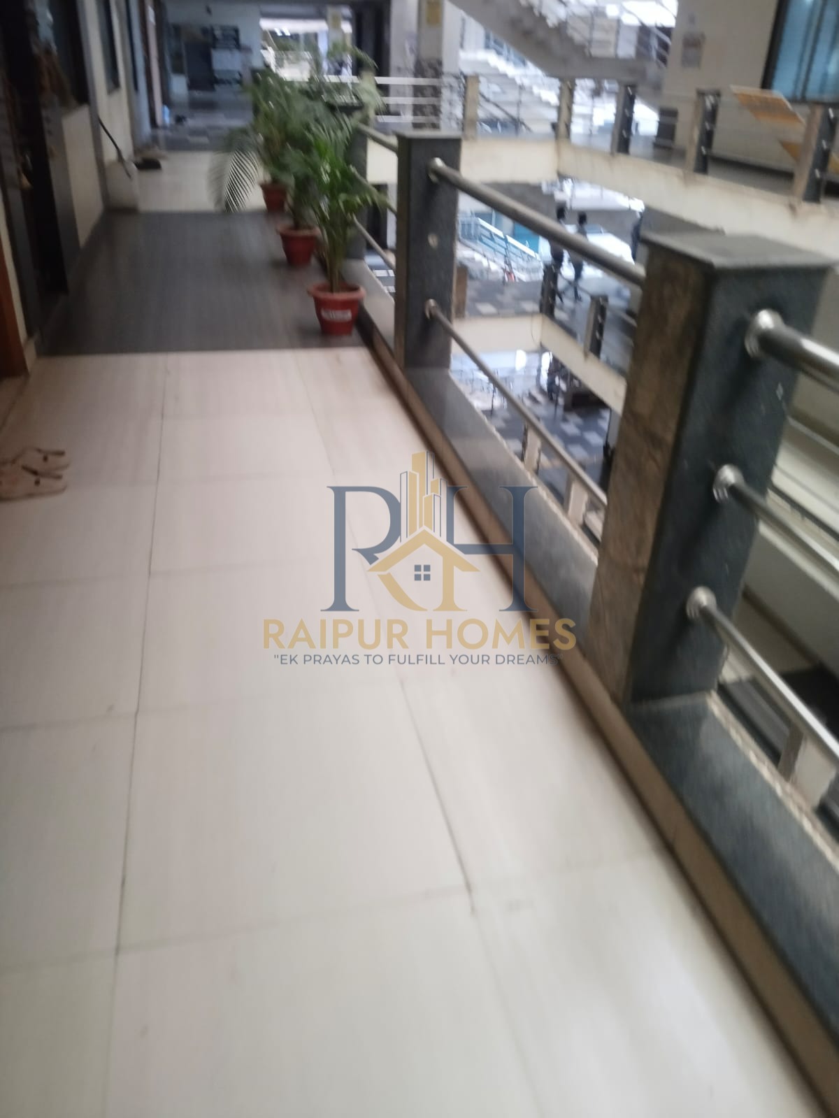 COMMERCIAL SHOP/OFFICE AVAILABLE IN LALPUR