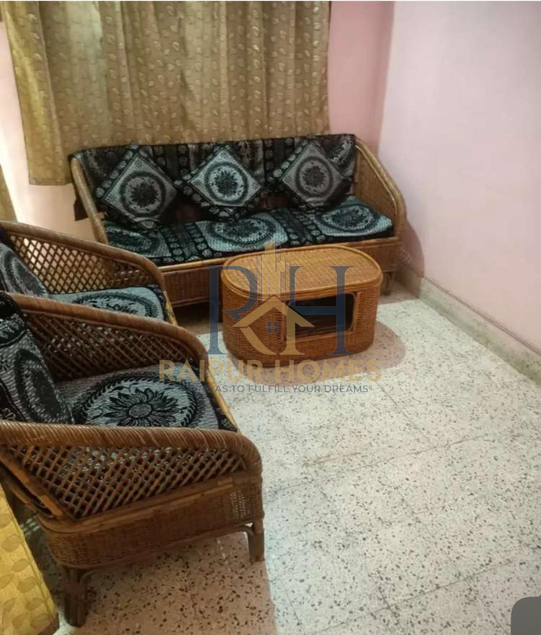 RESIDENTIAL HOUSE AVAILABLE IN TELIBANDHA