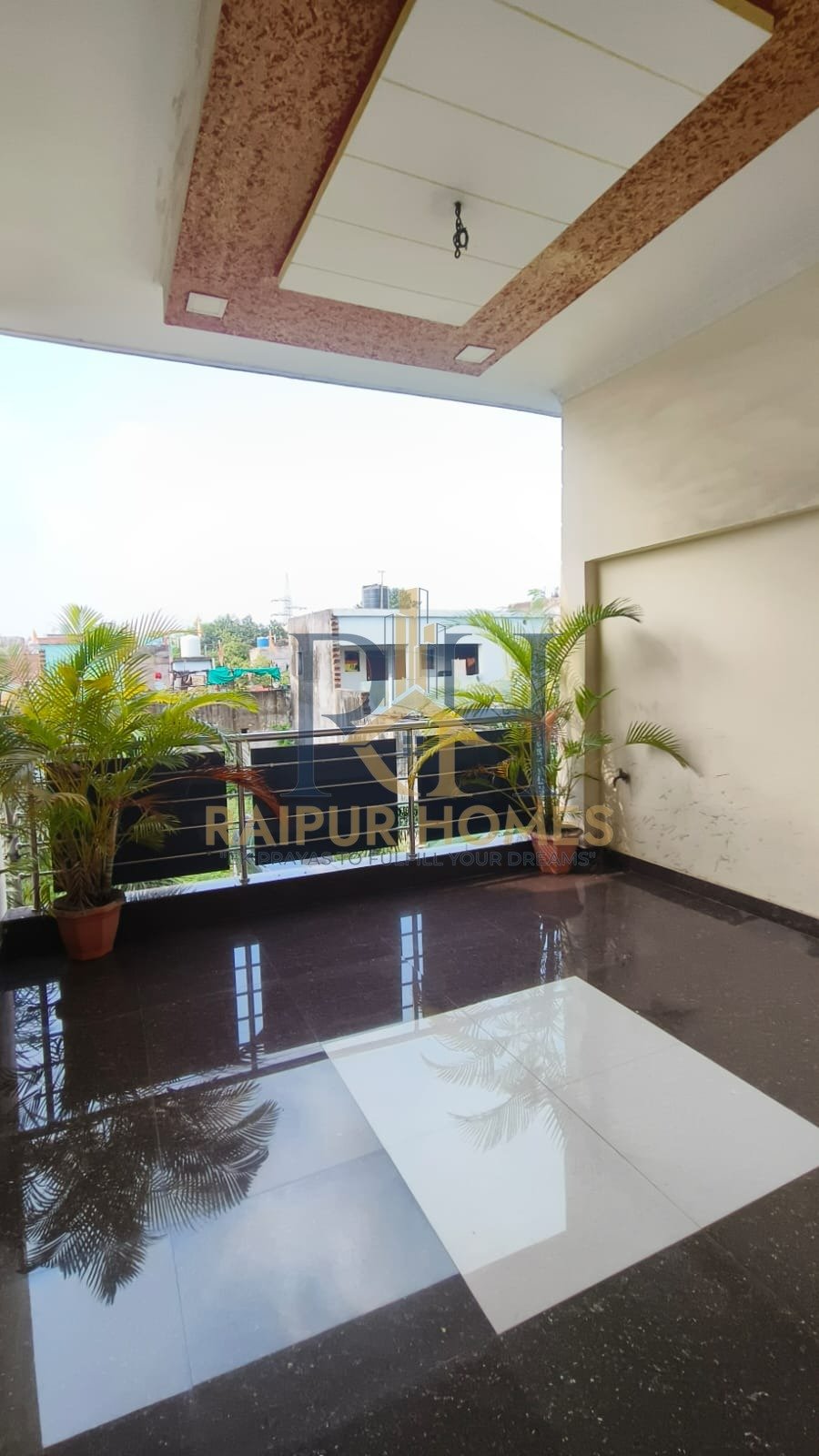 5 BHK RESIDENTIAL HOUSE AVAILABLE IN GUDHIYARI