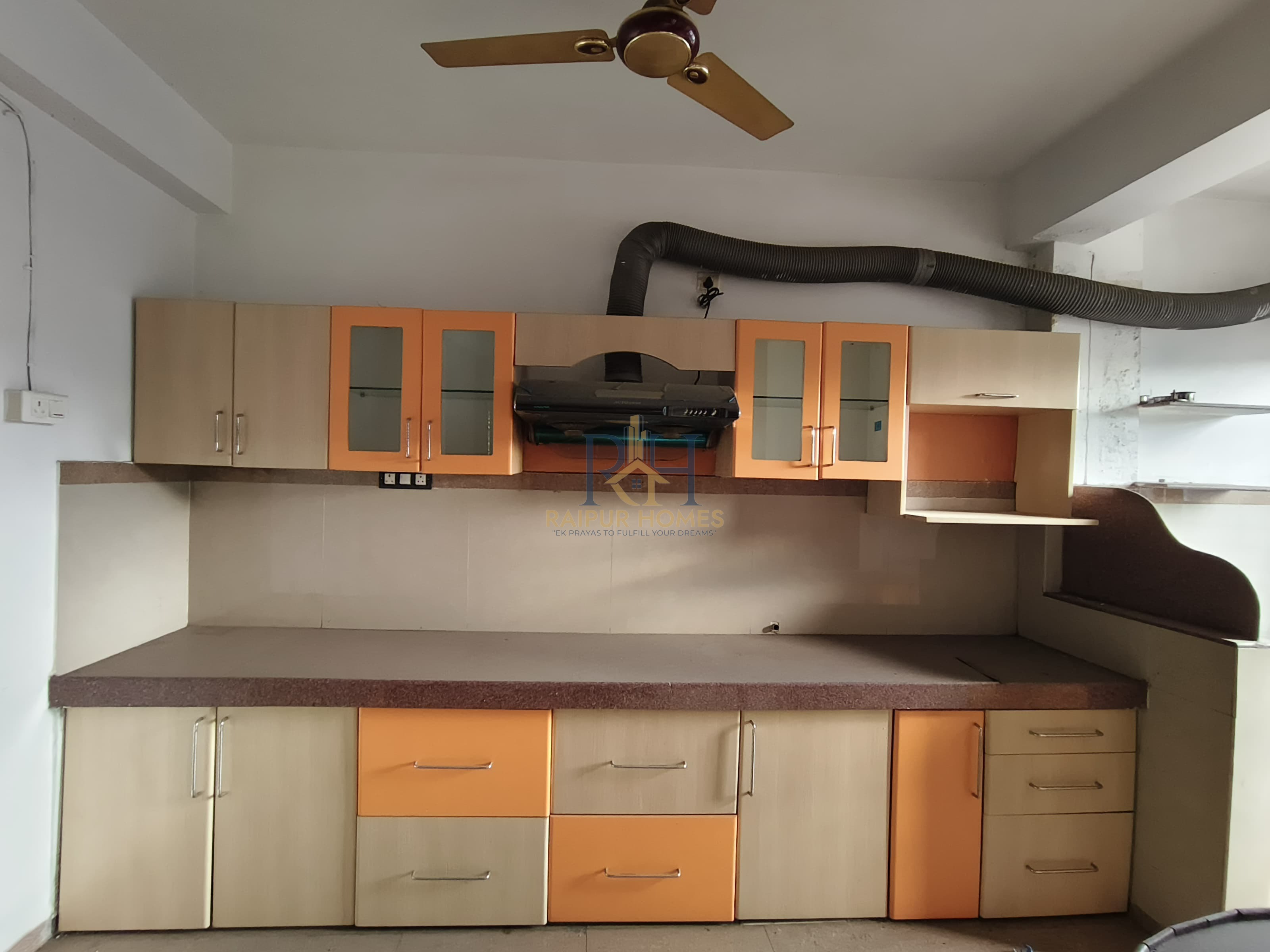 2 BHK RESIDENTIAL FLAT AVAILABLE IN TELIBANDHA