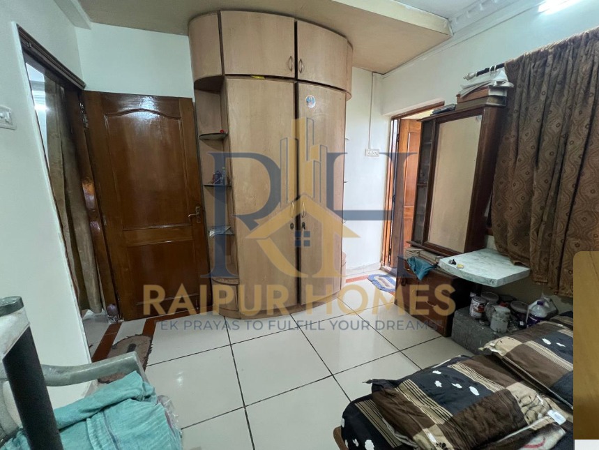 3BHK RESIDENTIAL FLAT AVAILABLE IN TELIBANDHA