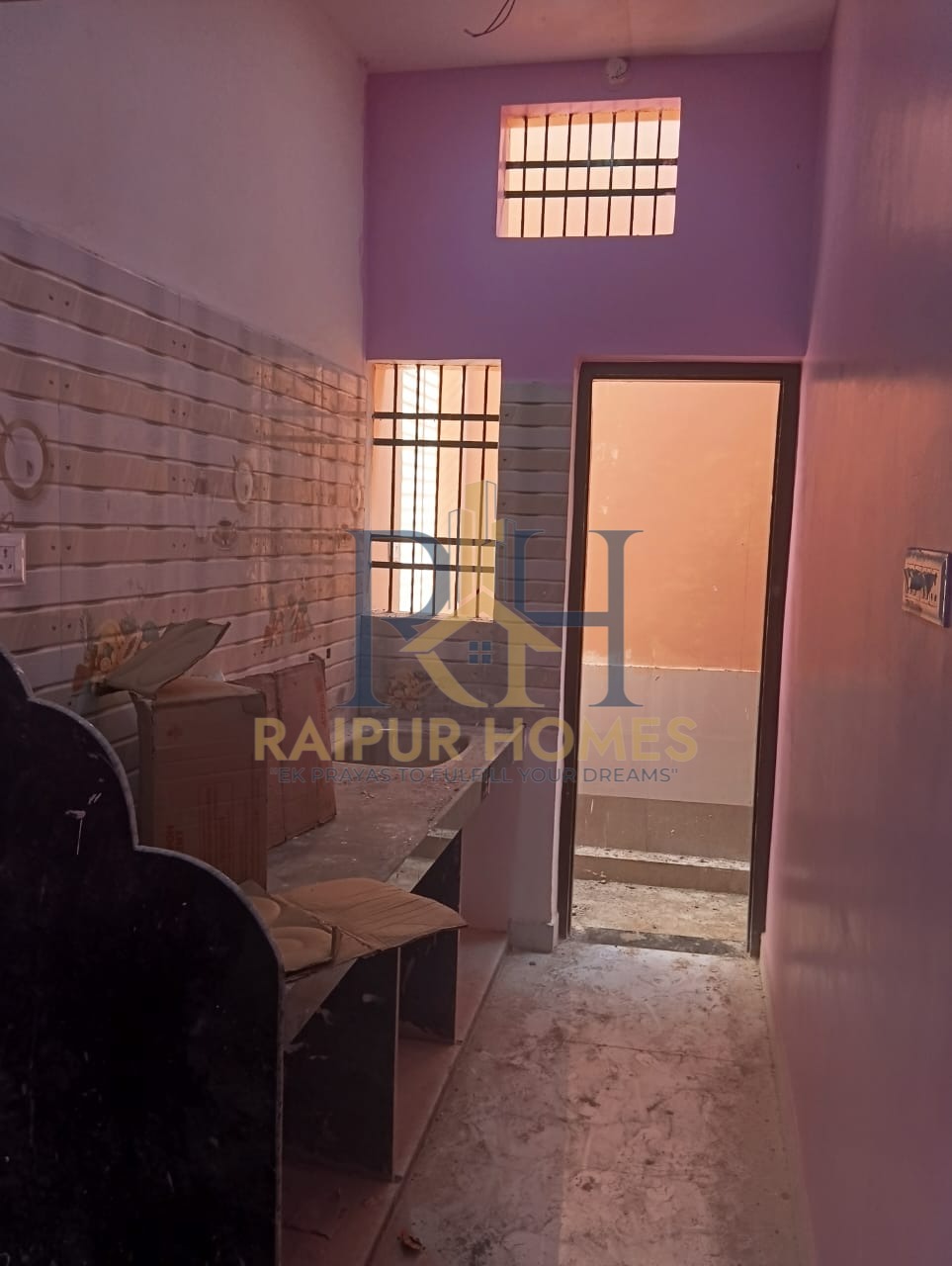 2 BHK RESIDENTIAL HOUSE AVAILABLE IN BHATAGAON