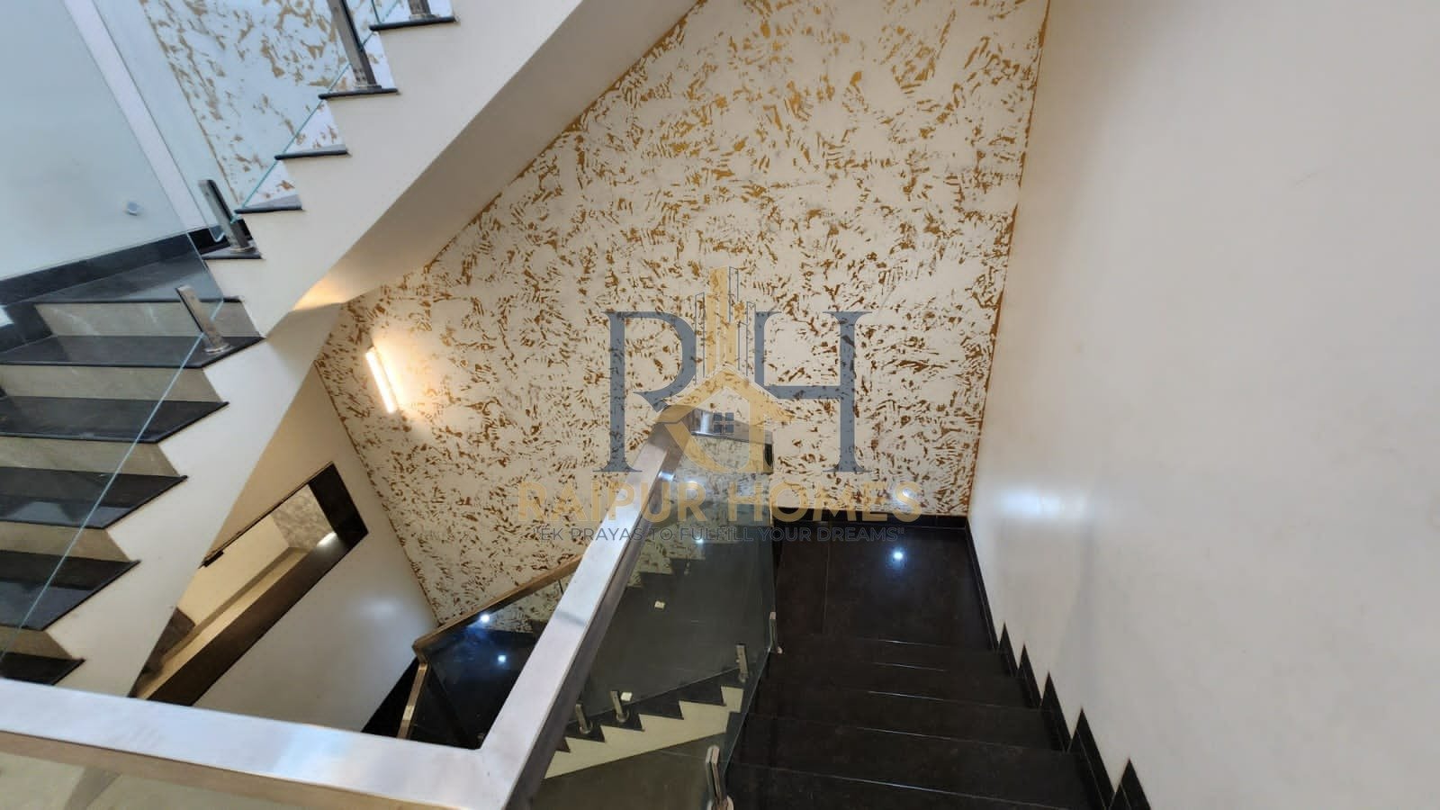 5 BHK RESIDENTIAL HOUSE AVAILABLE IN MOWA