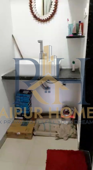 RESIDENTIAL FLAT AVAILABLE IN BHAWNA NAGAR .