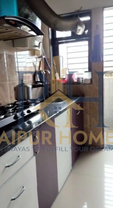 RESIDENTIAL FLAT AVAILABLE IN BHAWNA NAGAR .