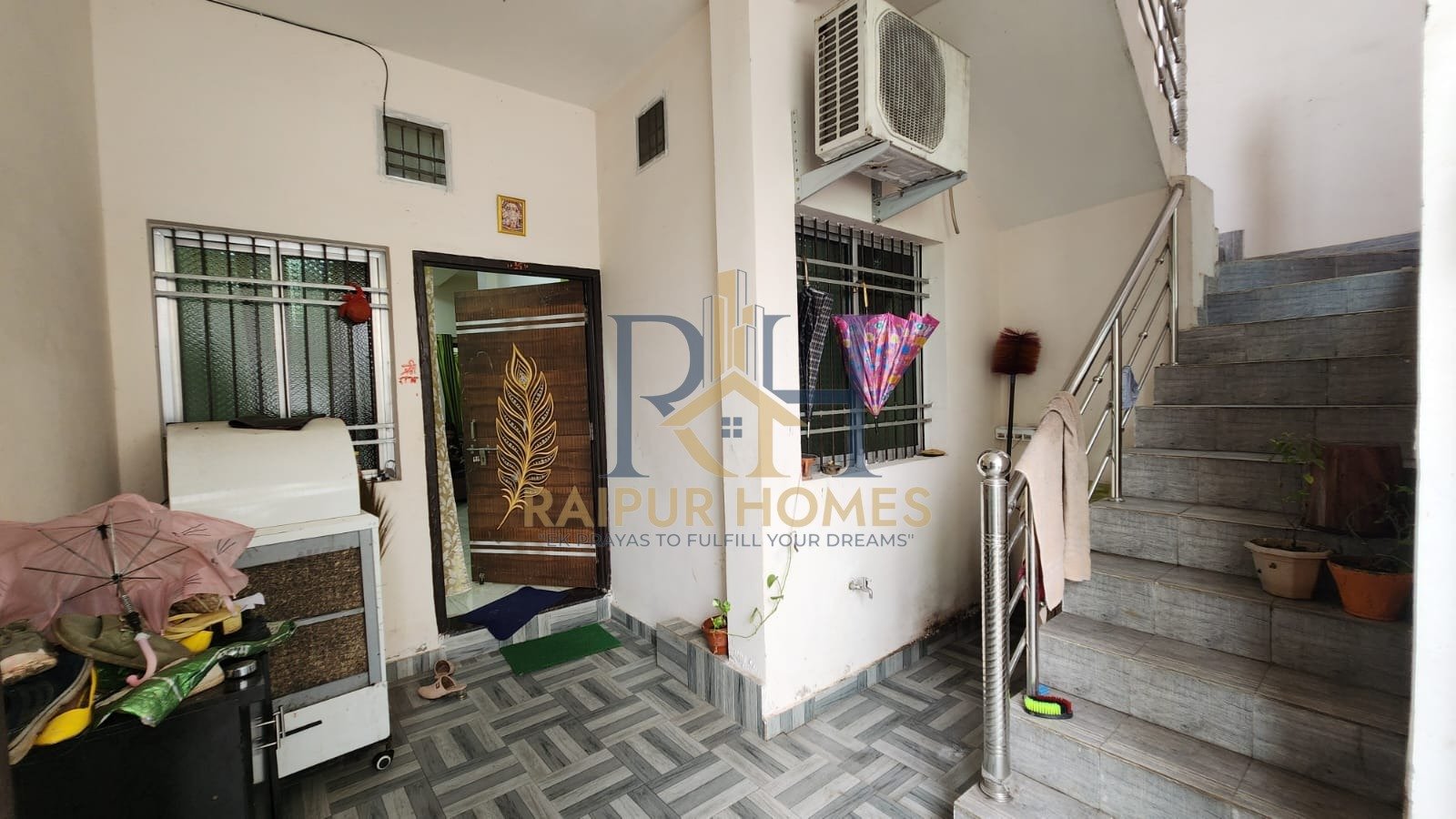 2 BHK RESIDENTIAL HOUSE AVAILABLE IN GUDHIYARI