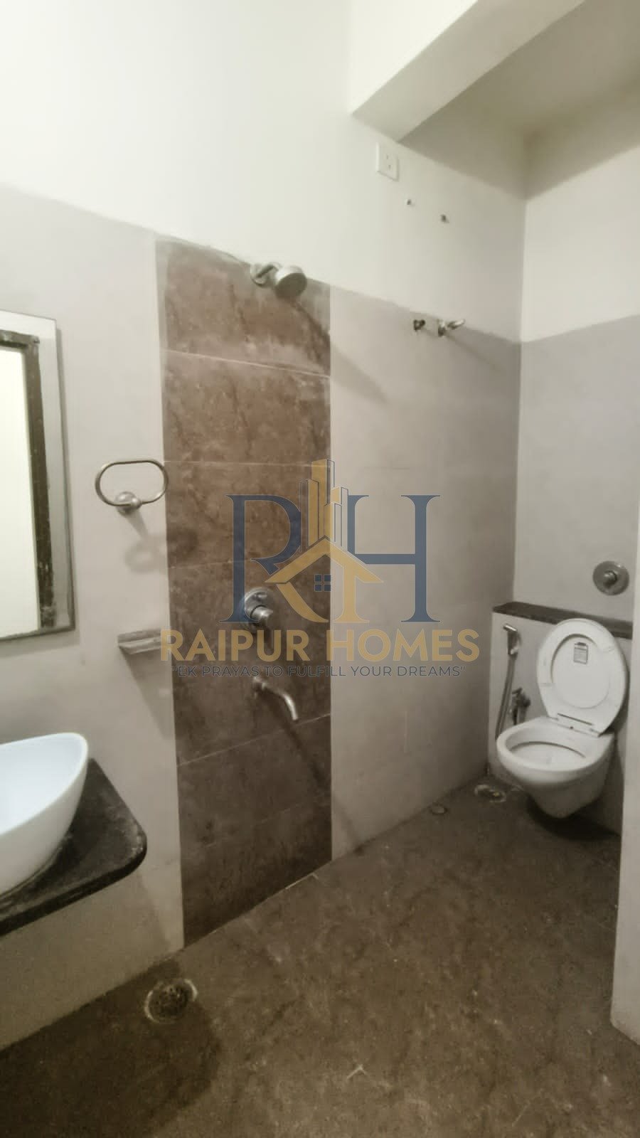 2 BHK RESIDENTIAL FLAT AVAILABLE IN SHANKAR NAGAR