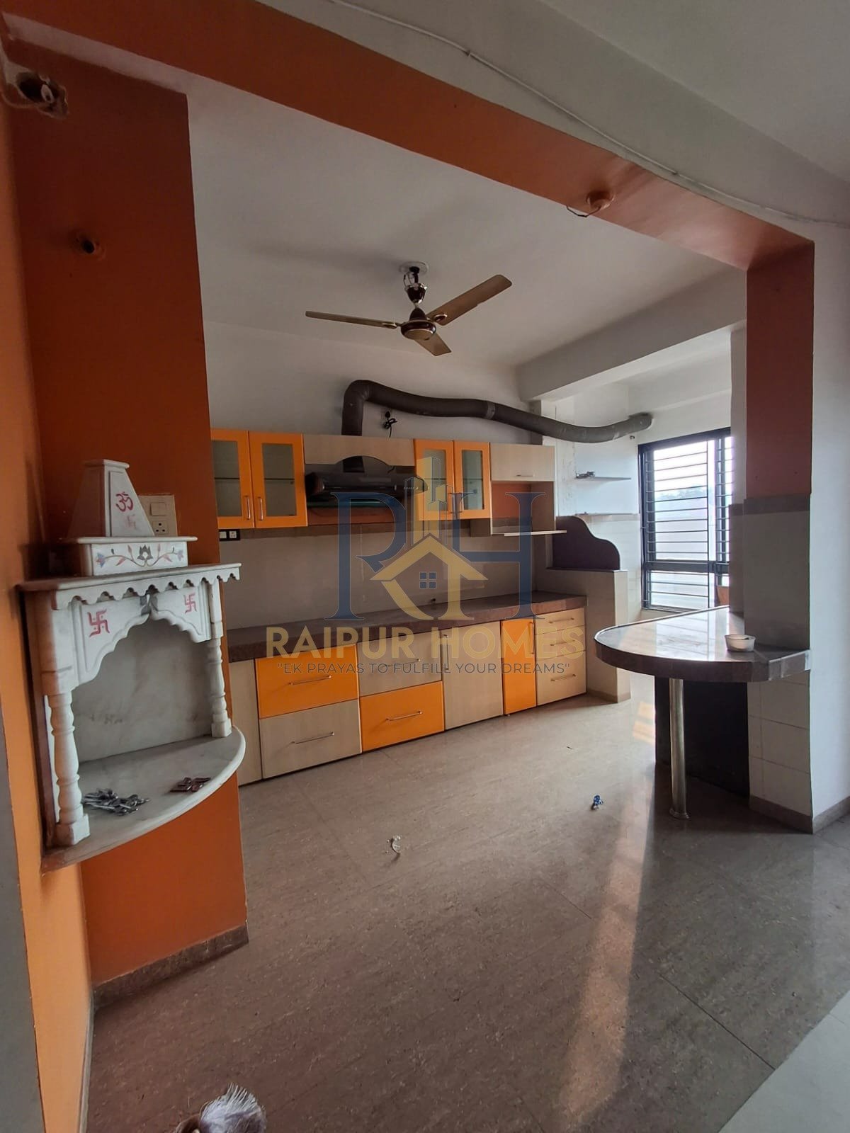 2 BHK RESIDENTIAL FLAT AVAILABLE IN TELIBANDHA