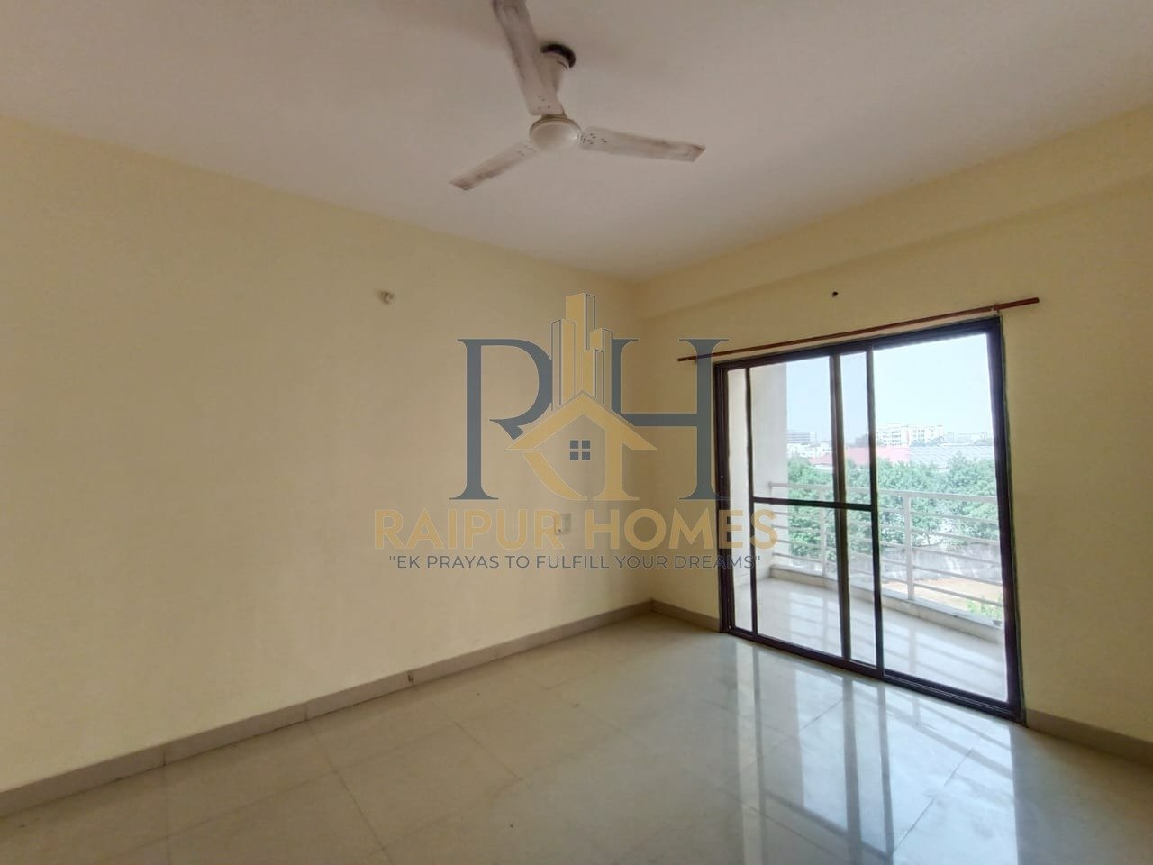 2 BHK RESIDENTIAL FLAT AVAILABLE IN VISHAL NAGAR