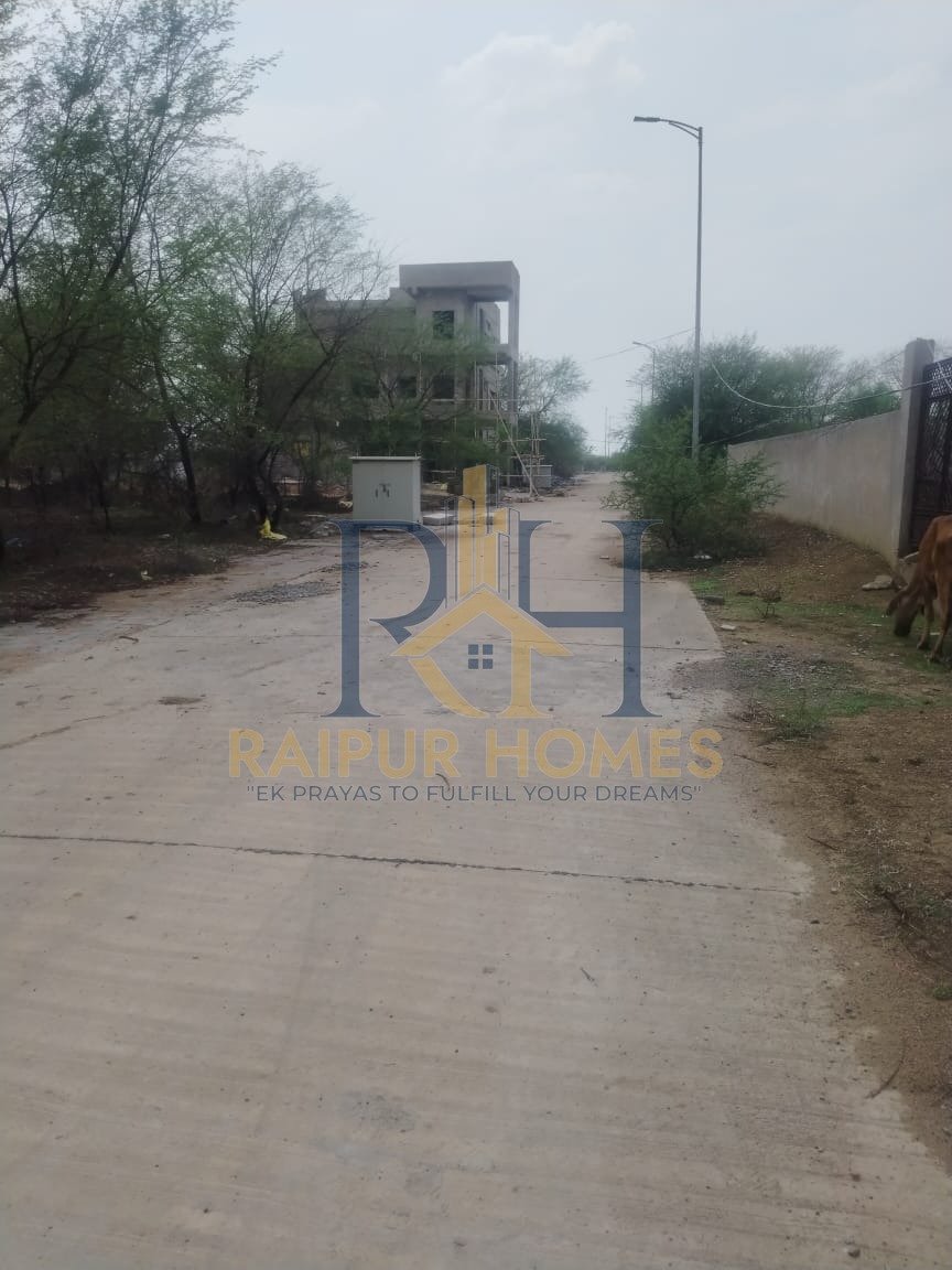 RESIDENTIAL PLOT AVAILABLE IN NAYA RAIPUR