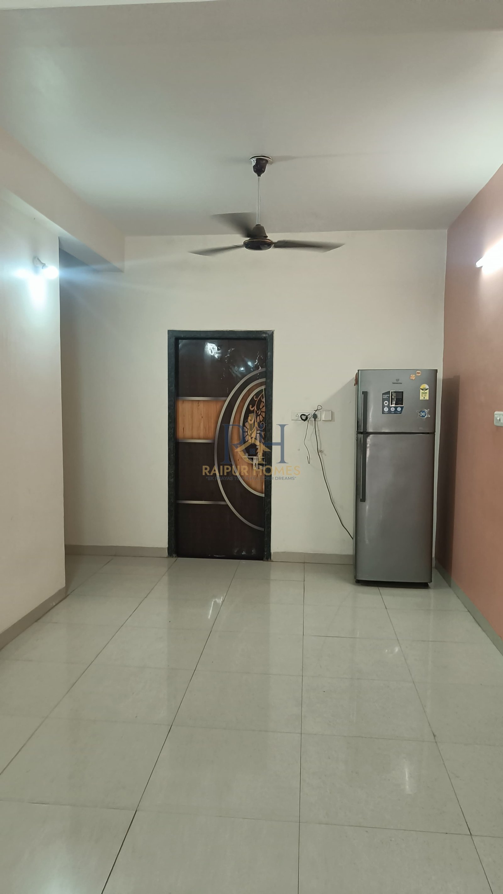 2 BHK RESIDENTIAL HOUSE AVAILABLE IN TELIBANDHA