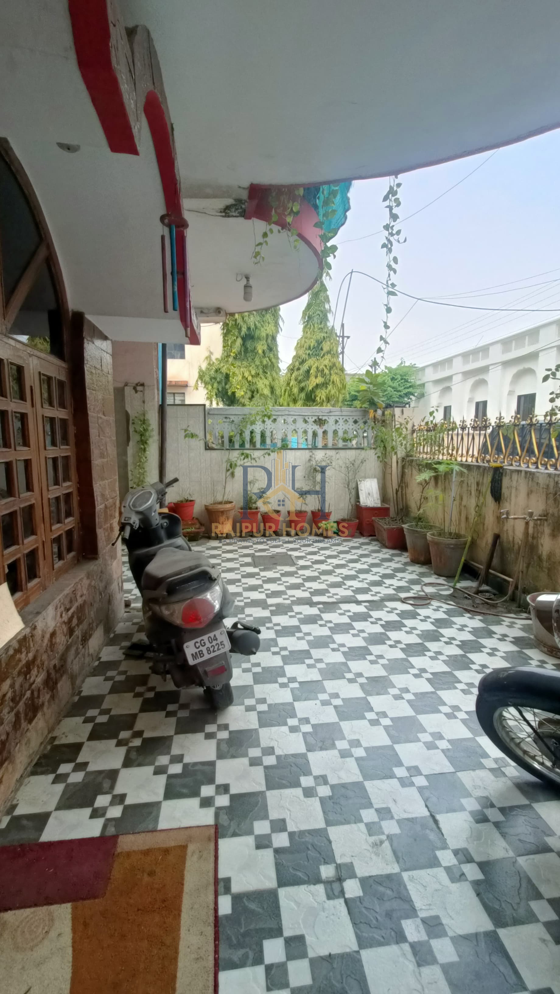 4 BHK RESIDENTIAL BUNGALOW AVAILABLE IN DEVENDRA NAGAR