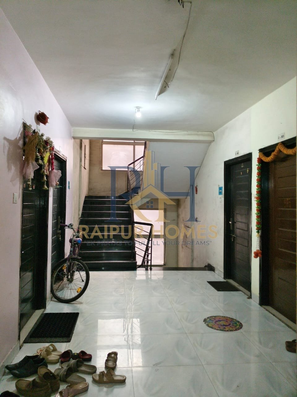 3 BHK RESIDENTIAL FLAT AVAILABLE IN TATIBANDH