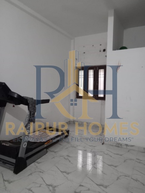3BH  RESIDETIAL HOUSE AVAILABLE IN KAMAL VIHAR