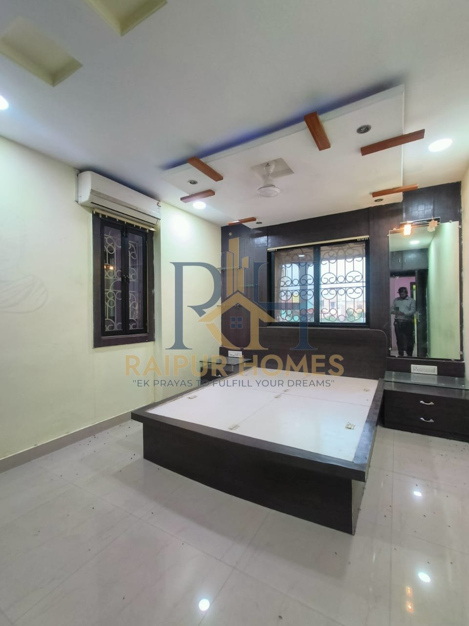 3 BHK RESIDENTIAL APARTMENT AVAILABLE IN MOWA