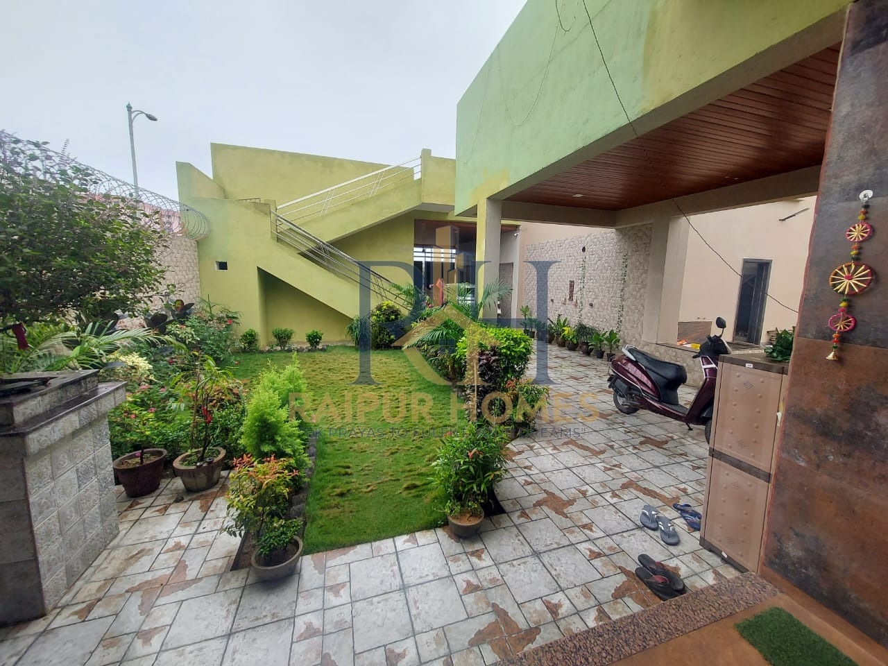 7 BHK RESIDENTIAL BUNGALOW AVAILABLE IN KAMAL VIHAR