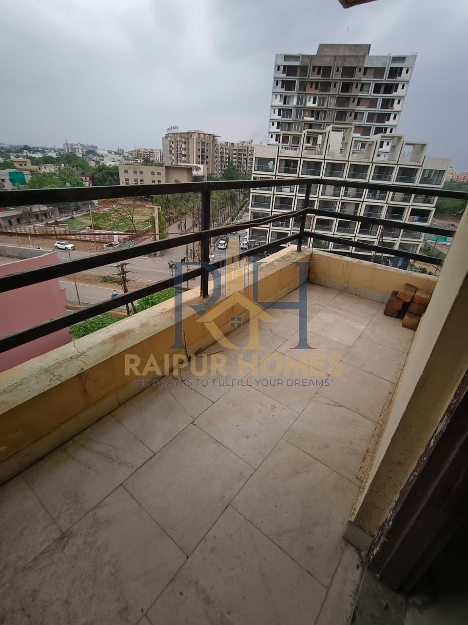 2 BHK RESIDENTIAL FLAT AVAILABLE IN KOTA