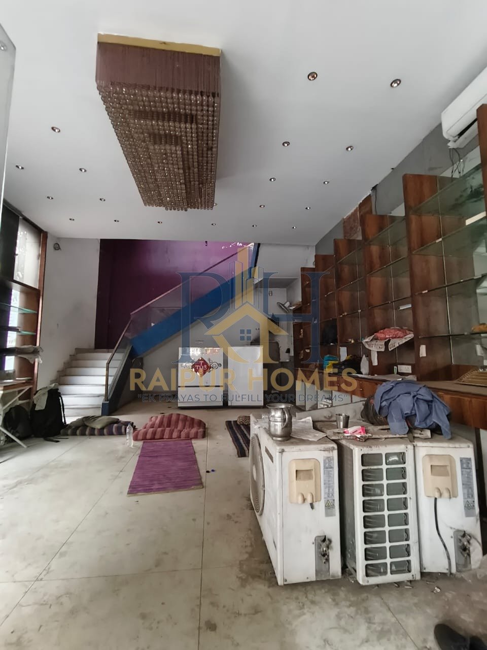 COMMERCIAL BUILDING AVAILABLE IN SHANKAR NAGAR