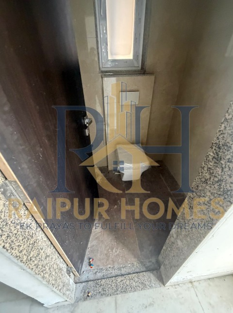 COMMERCIAL OFFICE AVAILABLE IN CURRENCY TOWER