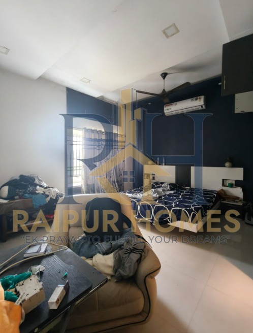 3.5BHK RESIDENTIAL HOUSE AVAILABLE IN AMLESHWAR .