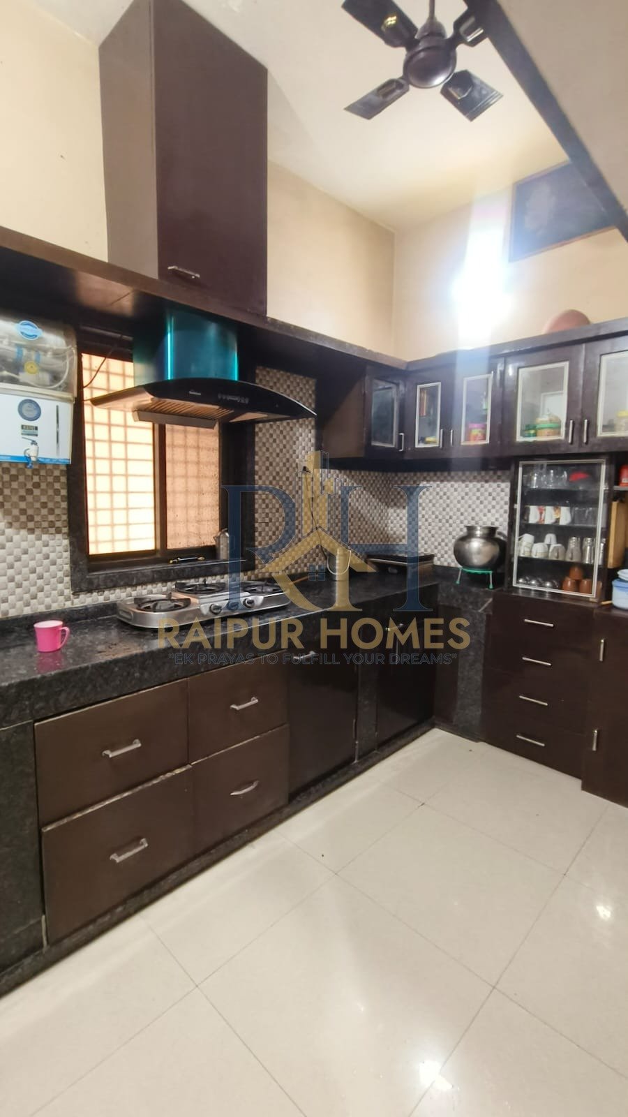 5 BHK RESIDENTIAL HOUSE AVAILABLE IN GUDHIYARI