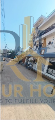 8 BHK RESIDENTIAL HOUSE AVAILABLE IN BHATAGAON