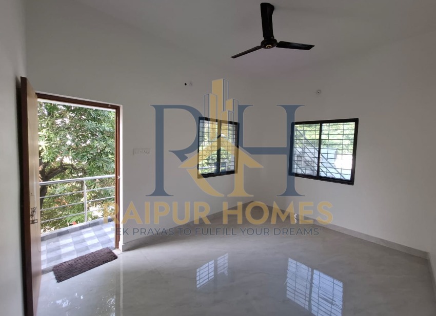 2BHK RESIDDENTIAL HOUSE AVAILBLE IN SARONA