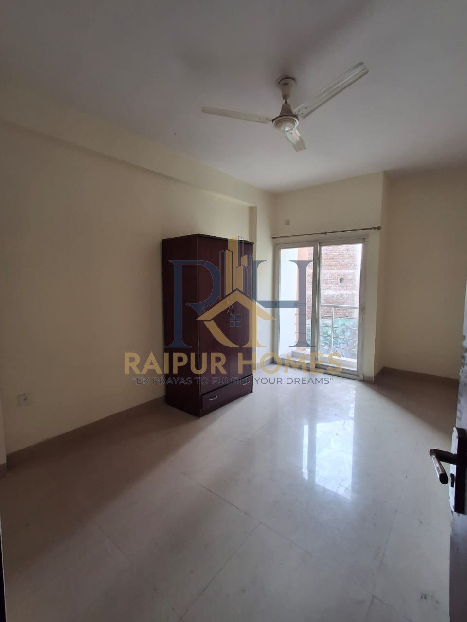 3 BHK RESIDENTIAL FLAT AVAILABLE IN SHANKAR NAGAR