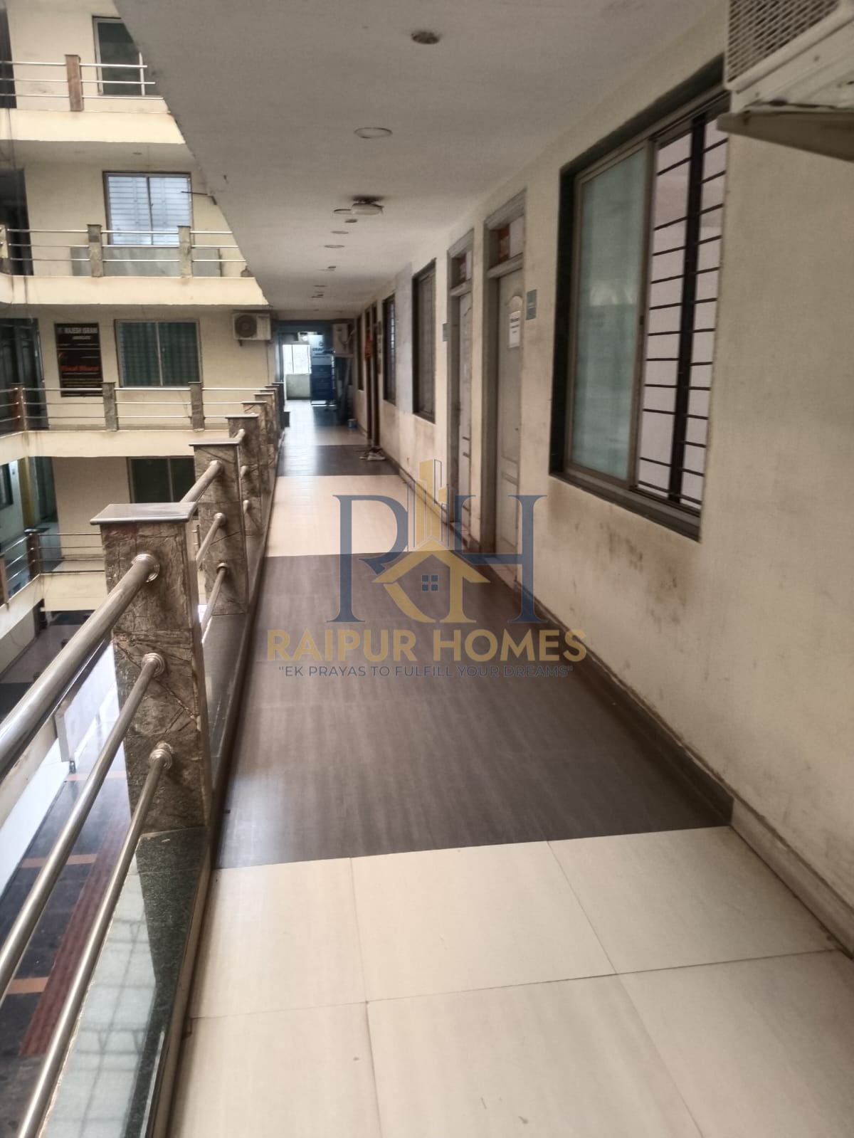 COMMERCIAL SHOP/OFFICE AVAILABLE IN LALPUR