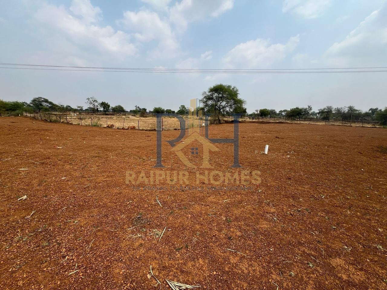 COMMERCIAL PLOT AVAILABLE NEAR IN MANDIR HASAUD