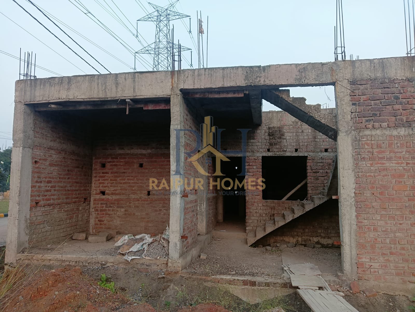 raipur homes RESIDENTIAL HOUSE AVAILABLE IN GUMA