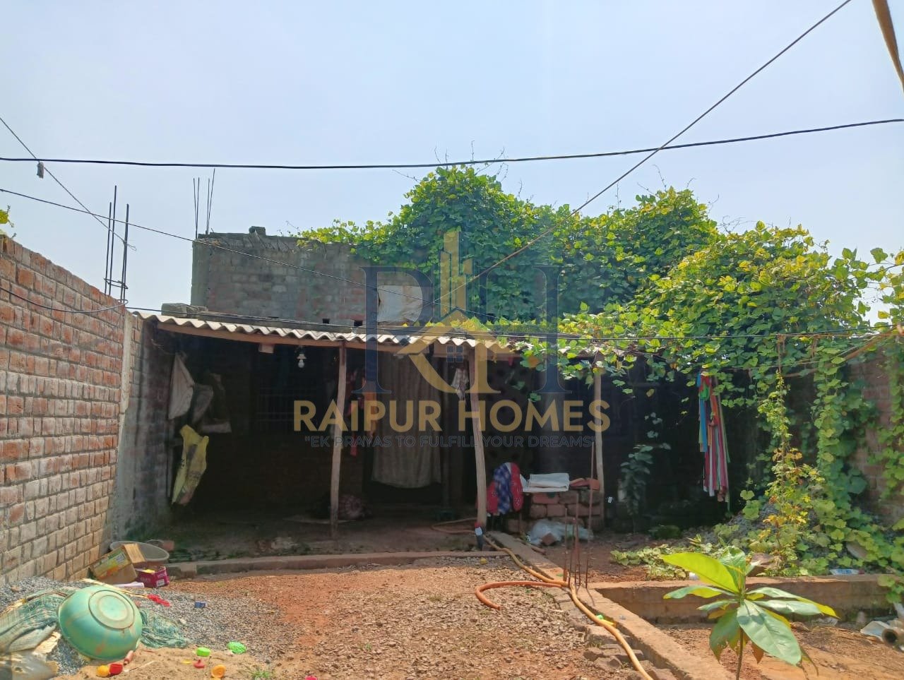 2 BHK RESIDENTIAL HOUSE AVAILABLE IN BHATAGAON