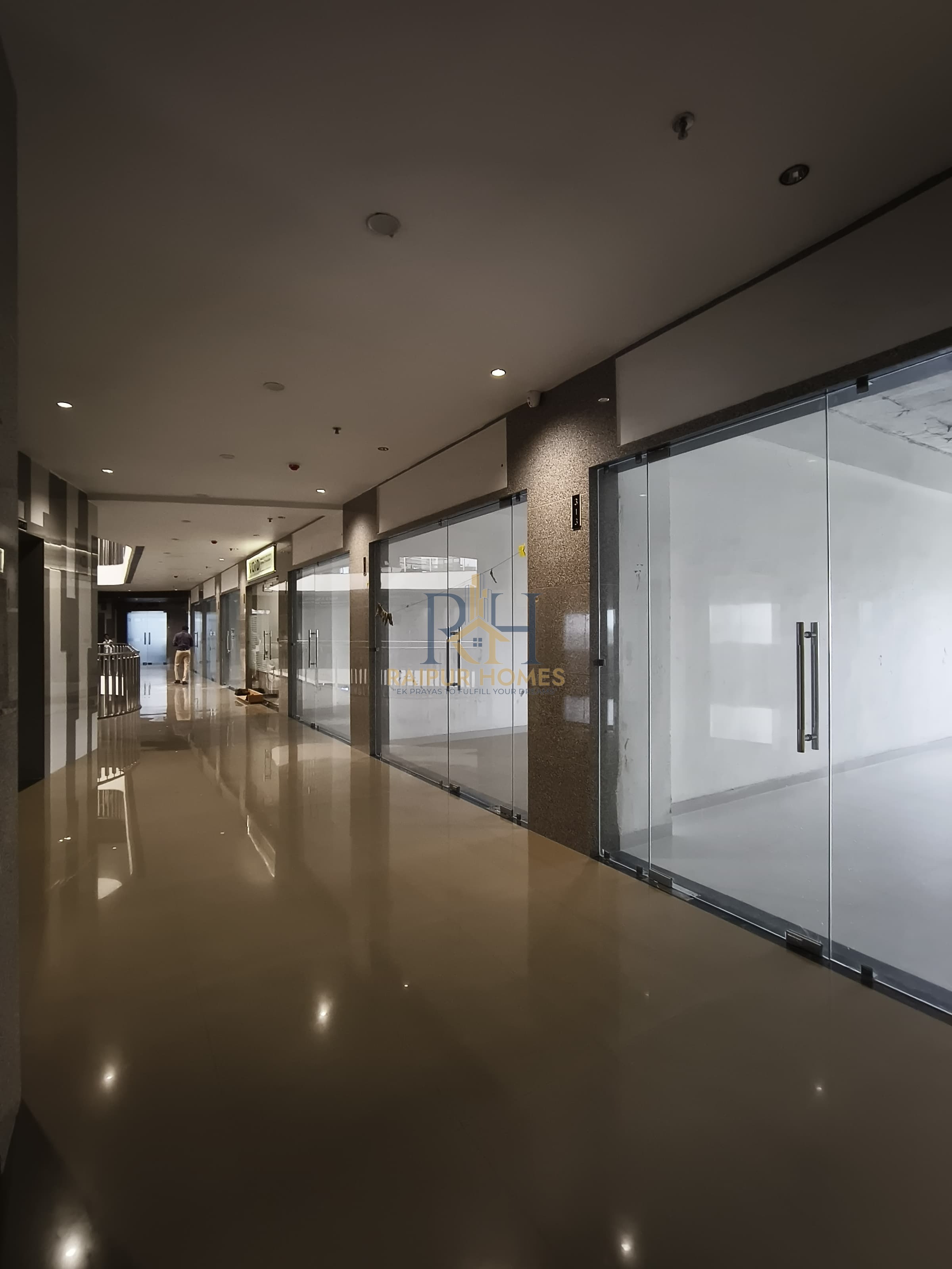 COMMERCIAL SHOP & OFFICE AVAILABLE IN BHATAGAON