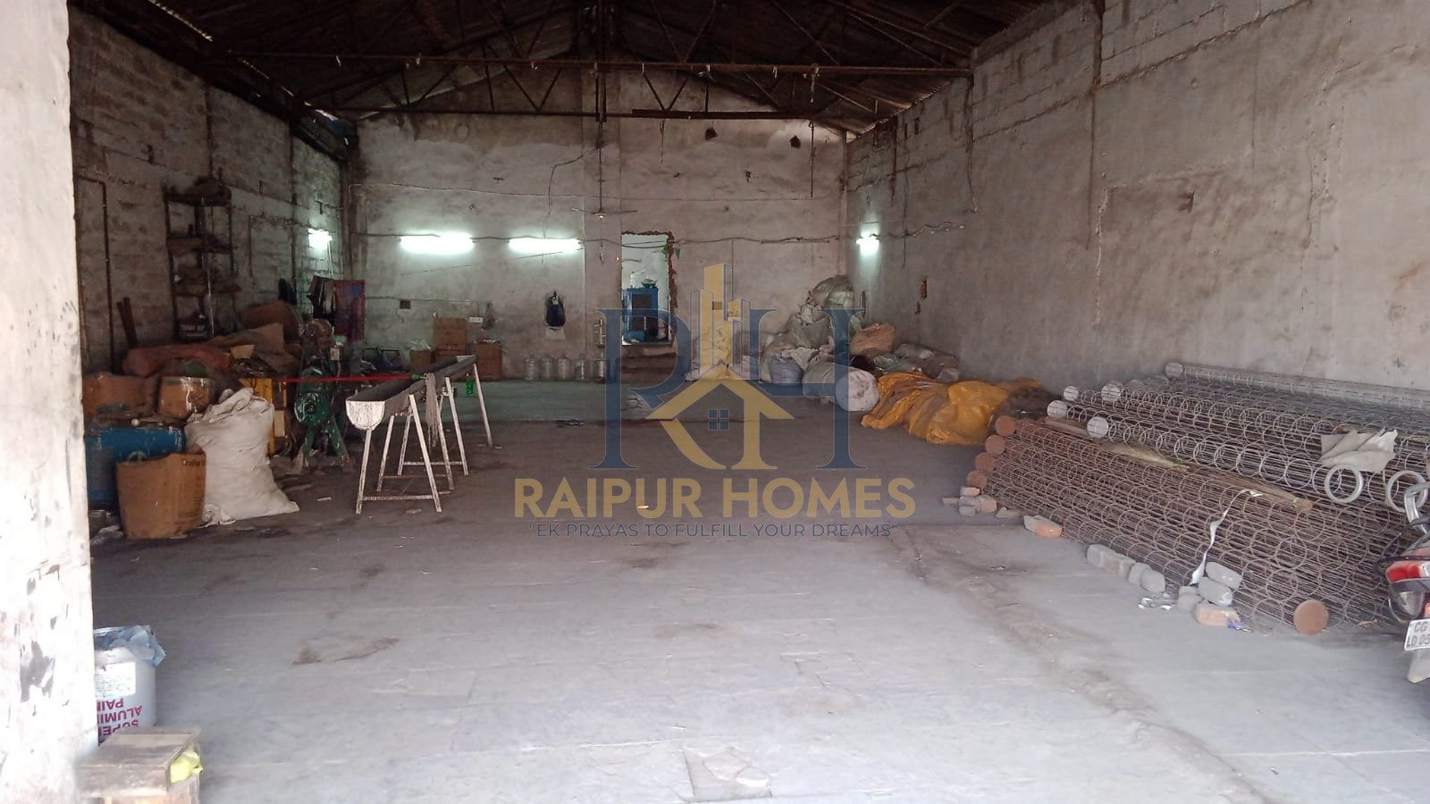 COMMERCIAL GODOWN AVAILABLE IN GOGAON