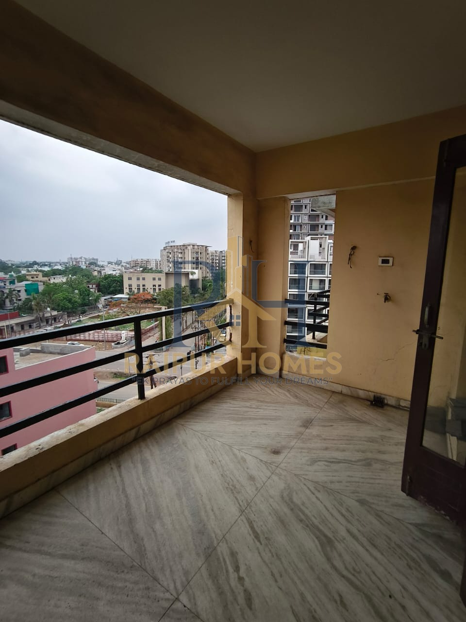 2 BHK RESIDENTIAL FLAT AVAILABLE IN KOTA