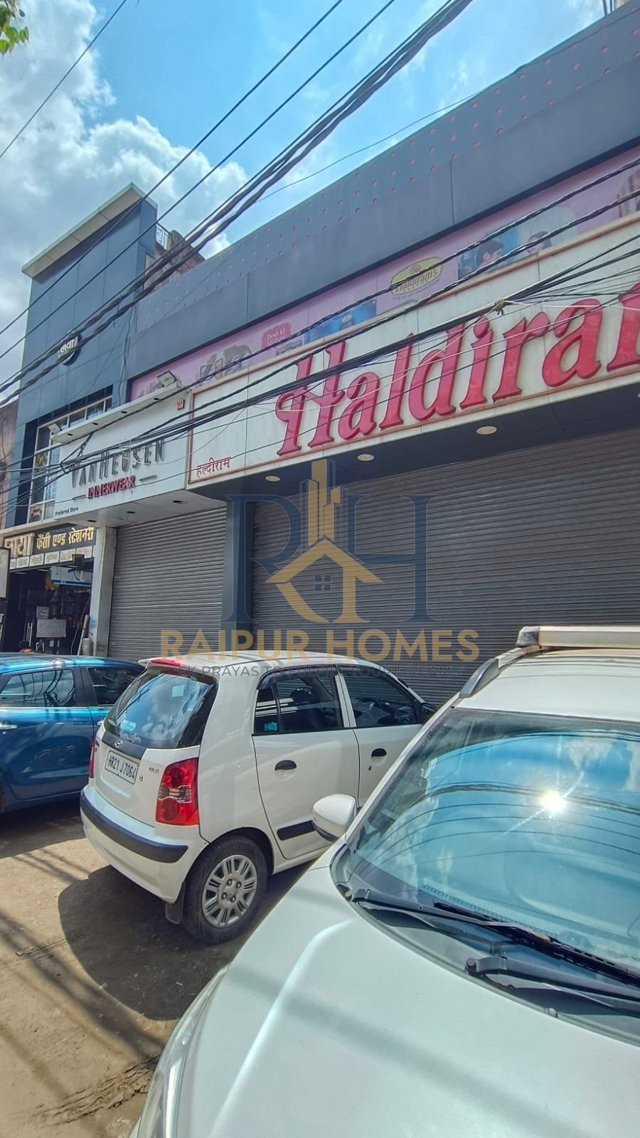 raipur homes COMMERCIAL SHOP AVAILABLE IN PANDRI