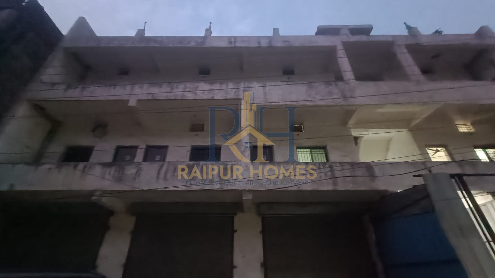 13 BHK SEMI -COMMERCIAL HOUSE AVAILABLE IN SANTOSHI NAGAR