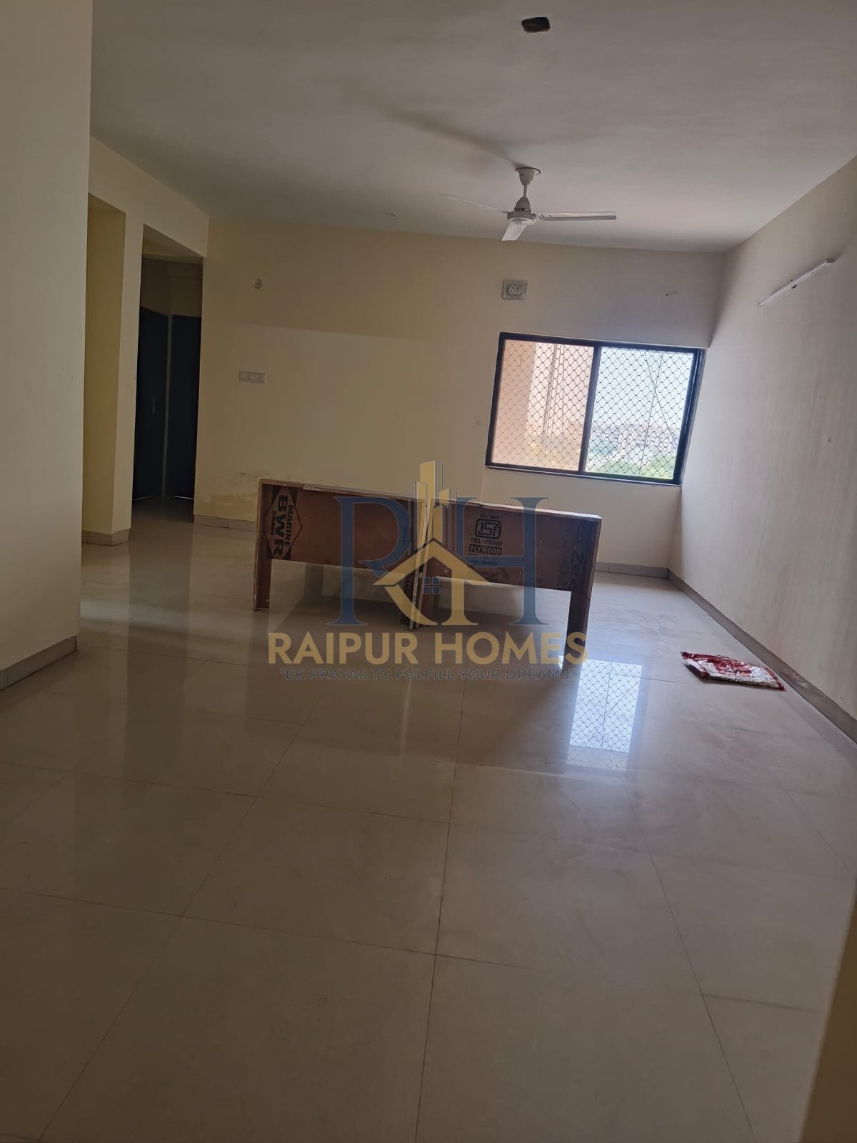 3 BHK RESIDENTIAL FLAT AVAILABLE NEAR IN TATIBANDH