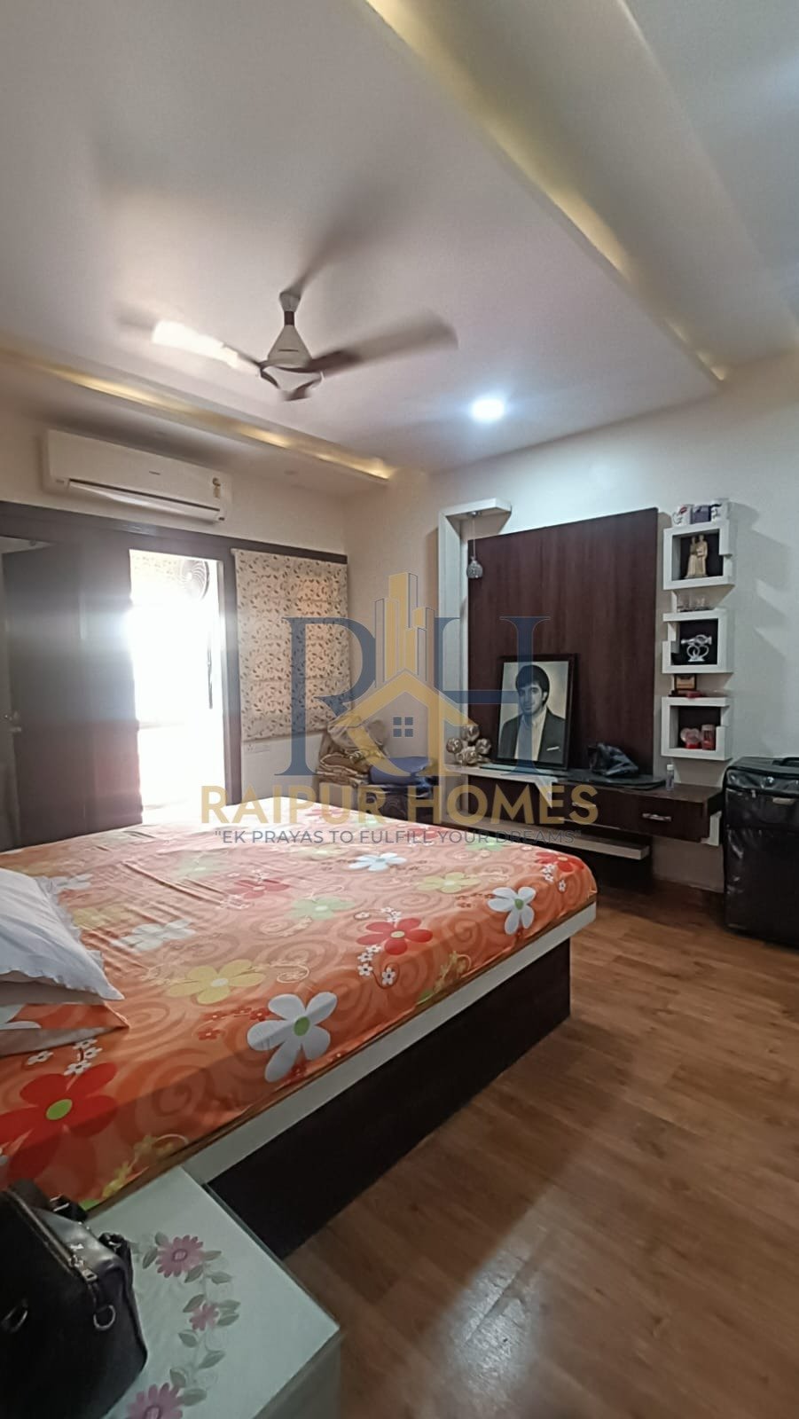 3 BHK RESIDENTIAL FLAT AVAILABLE IN KATORA TALAB