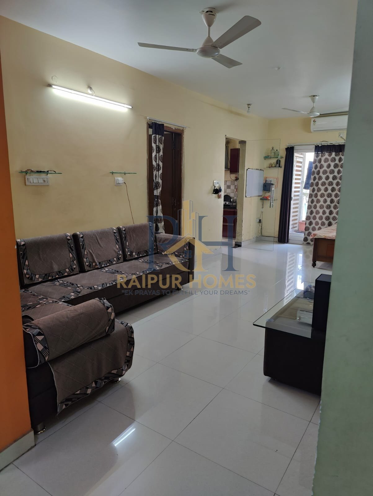 3 BHK RESIDENTIAL FLAT AVAILABLE IN KACHNA