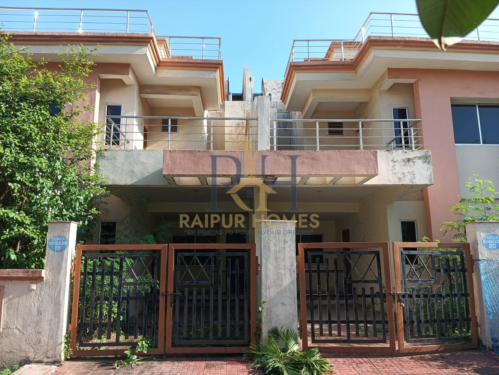 4 BHK RESIDENTIAL HOUSE AVAILABLE IN KACHNA