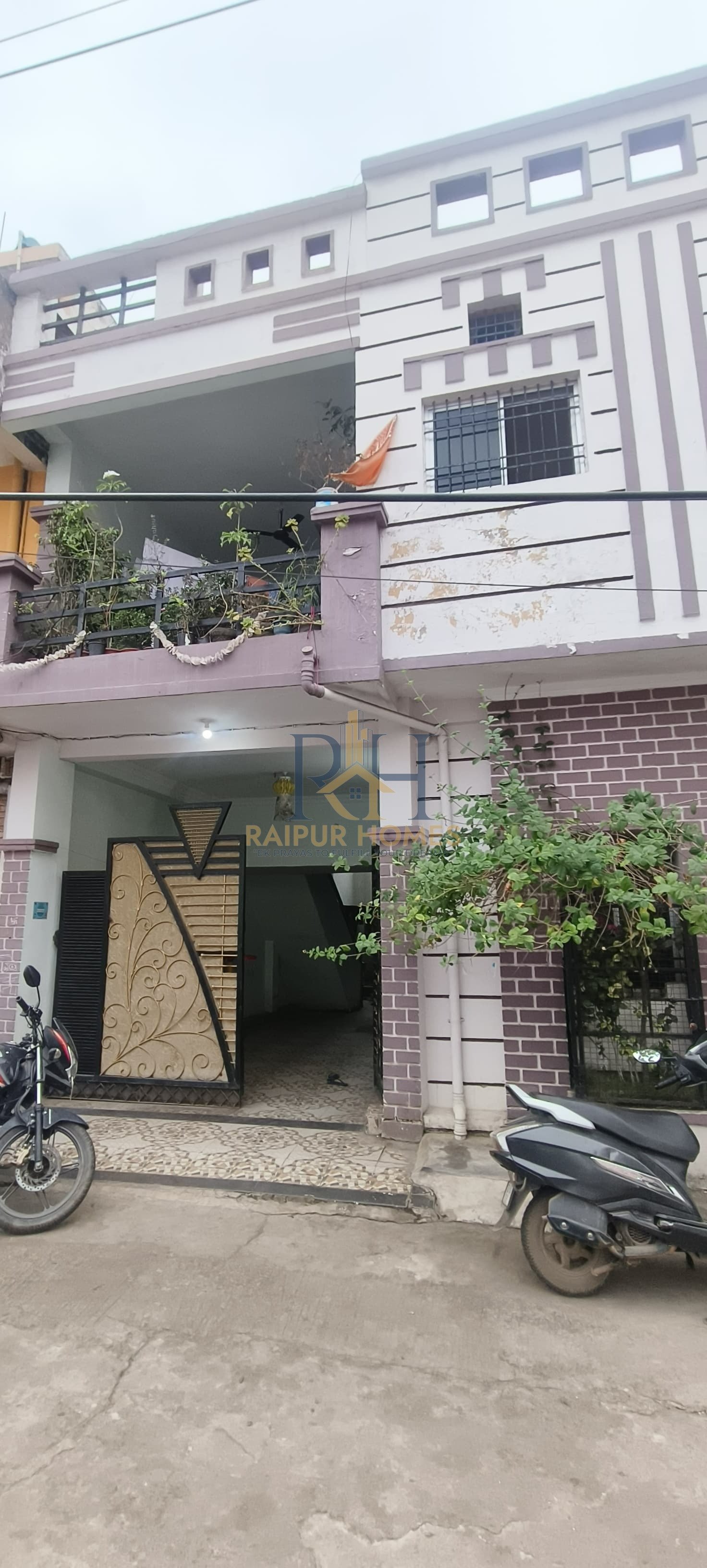 7 BHK RESIDENTIAL HOUSE AVAILABLE IN BHATAGAON