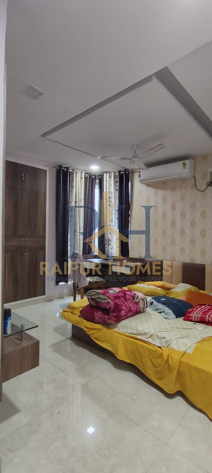 3 BHK FURNISHED FLAT AVAILABLE IN JIVAN VIHAR ( TELIBANDHA )