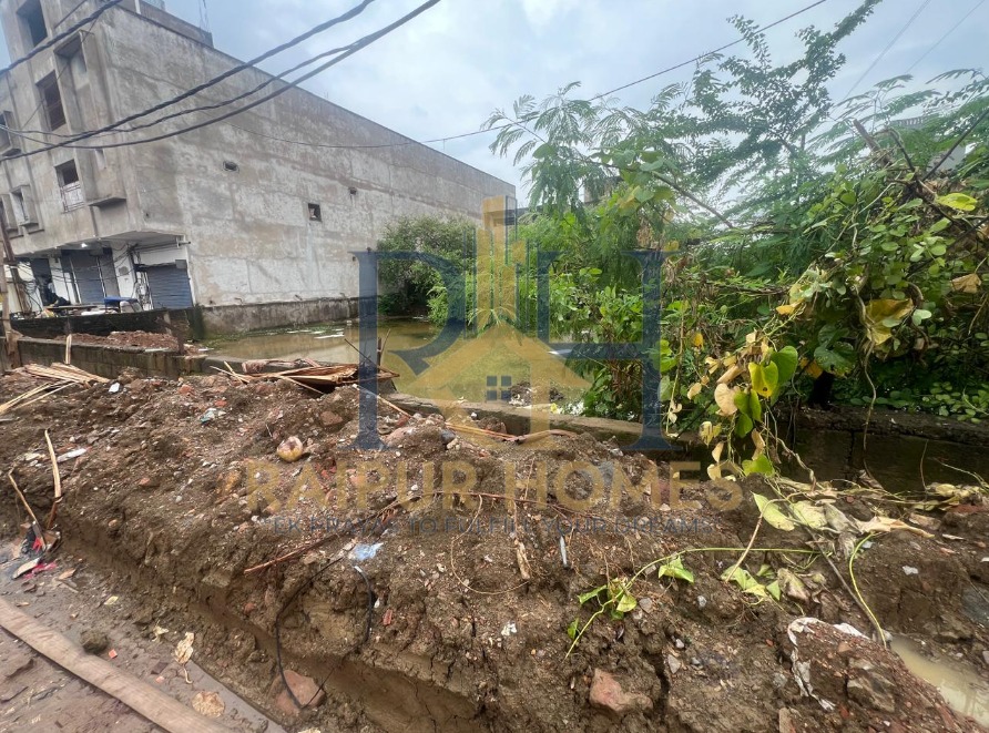 COMMERCIAL PLOT AVAILABLE IN PACHPEDINAKA