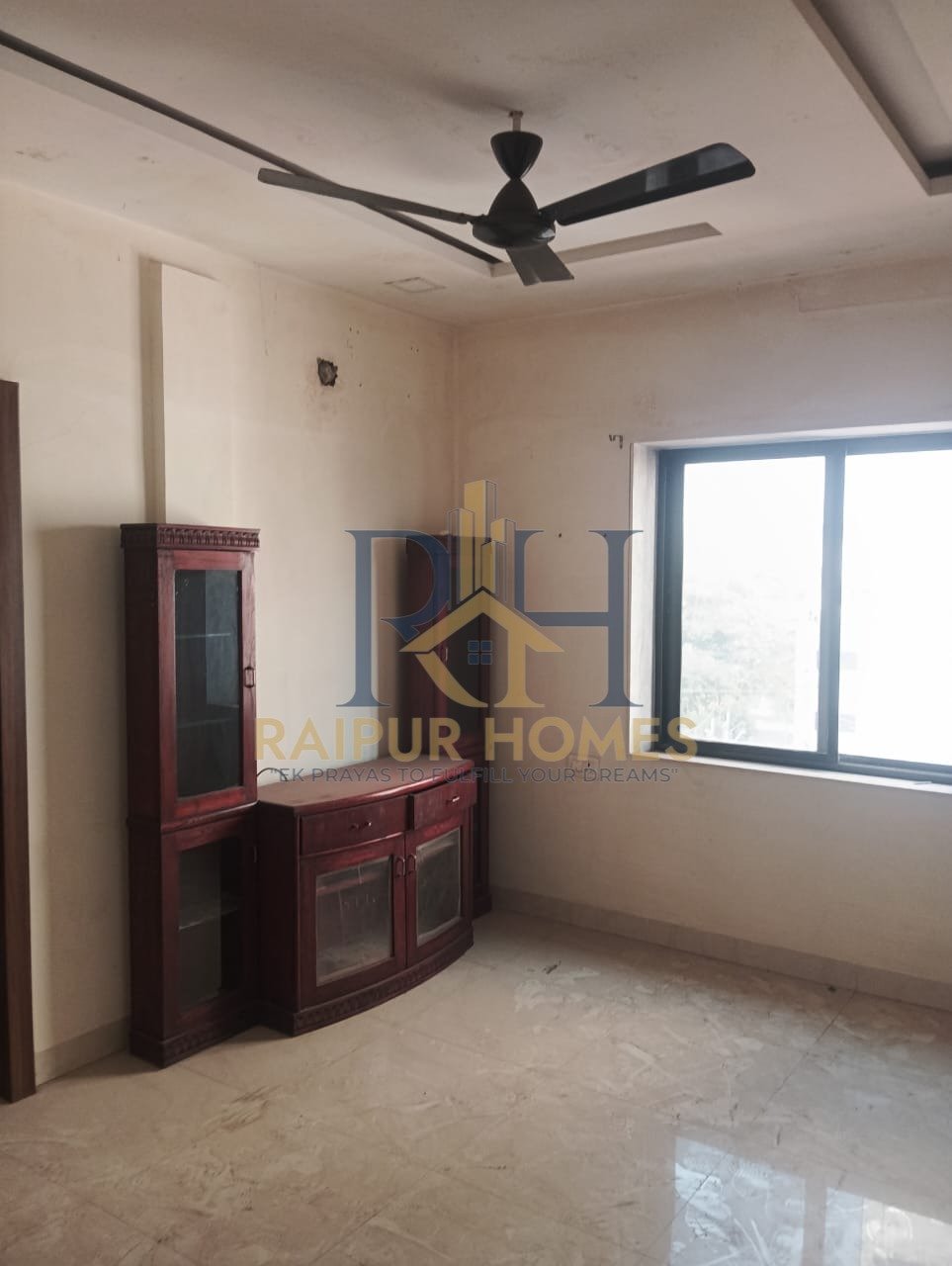 2 BHK RESIDENTIAL FLAT AVAILABLE IN TELIBANDHA