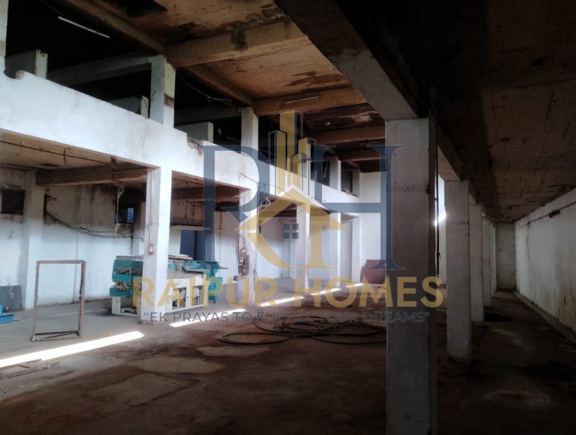COMMERCIAL HALL AVAILABLE IN DALDAAL SEONI