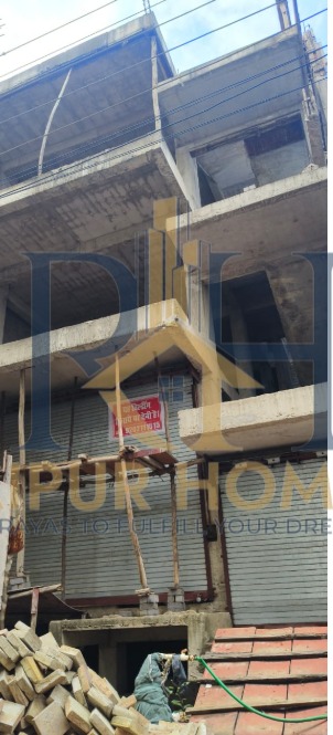 COMMERCIAL COMPLEX AVAILABLE IN PANDRI .
